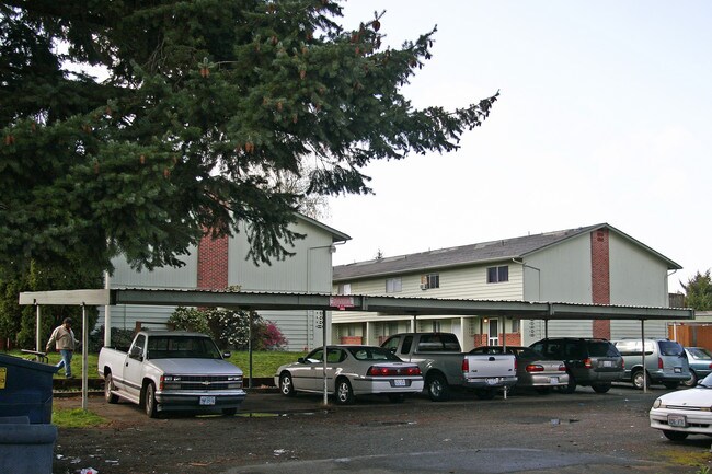 502 NE 108th Ave in Vancouver, WA - Foto de edificio - Building Photo