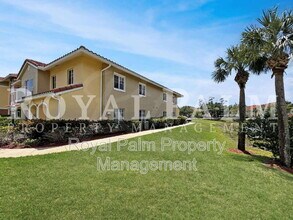 13110 Bella Casa Cir in Ft. Myers, FL - Foto de edificio - Building Photo