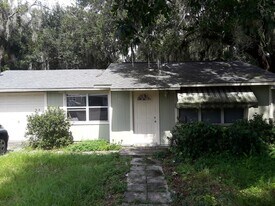 815 Bay St in Kissimmee, FL - Building Photo