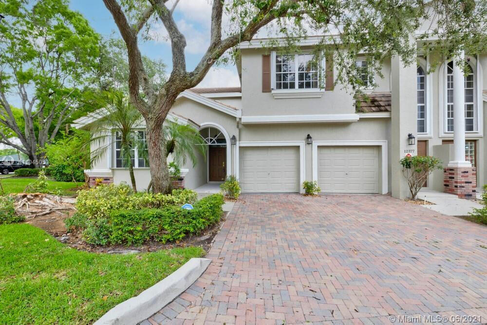 12375 NW 10th Dr in Coral Springs, FL - Building Photo