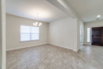 13809 Taverns Turn in San Antonio, TX - Building Photo - Building Photo