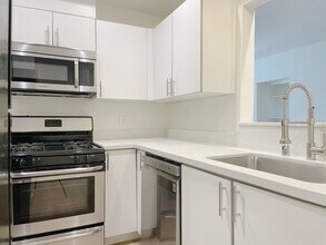 Chateau Hilgard in Los Angeles, CA - Building Photo - Building Photo
