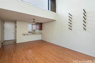 1015 Aoloa Pl in Kailua, HI - Building Photo - Building Photo