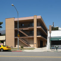 2533 Honolulu Ave Apartments