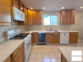 2327 5th St in Livermore, CA - Building Photo - Building Photo