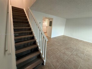 311 Gulfstream Rd in Dania Beach, FL - Building Photo - Building Photo