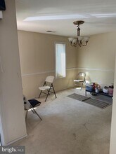 531 Florida Ave in Herndon, VA - Building Photo - Building Photo