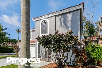 1725 Shoreside Cir in Wellington, FL - Building Photo - Building Photo