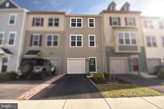 105 Gristmill Ct in Stephenson, VA - Building Photo - Building Photo