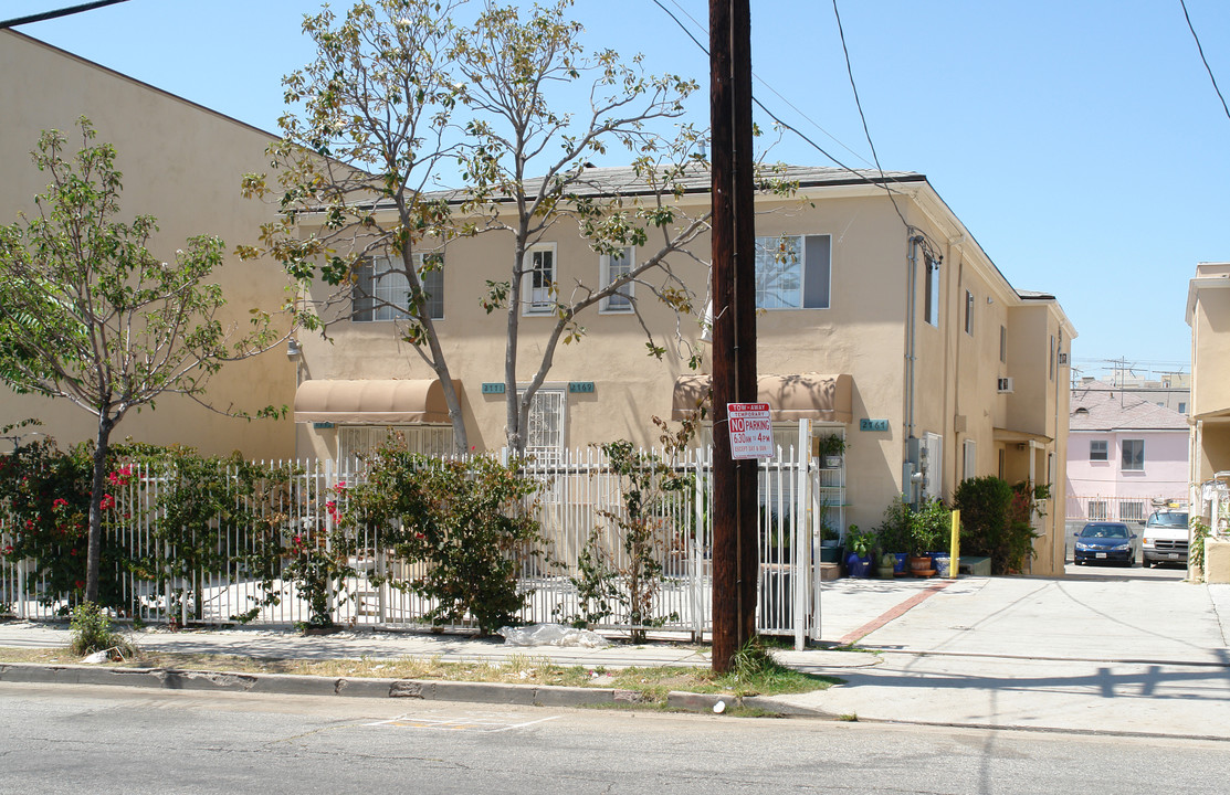 2767 James M Wood Blvd in Los Angeles, CA - Building Photo