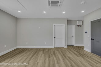 215 Hickory St in Scranton, PA - Building Photo - Building Photo