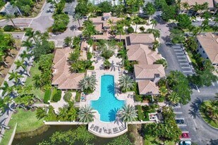 2802 Sarento Pl, Unit 202 in Palm Beach Gardens, FL - Building Photo