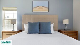 100 Crossing Blvd in Mcdonough, GA - Building Photo