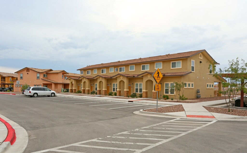 Eastside Crossings Apartments in El Paso, TX