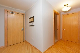 408 N 1st St in Minneapolis, MN - Building Photo - Building Photo