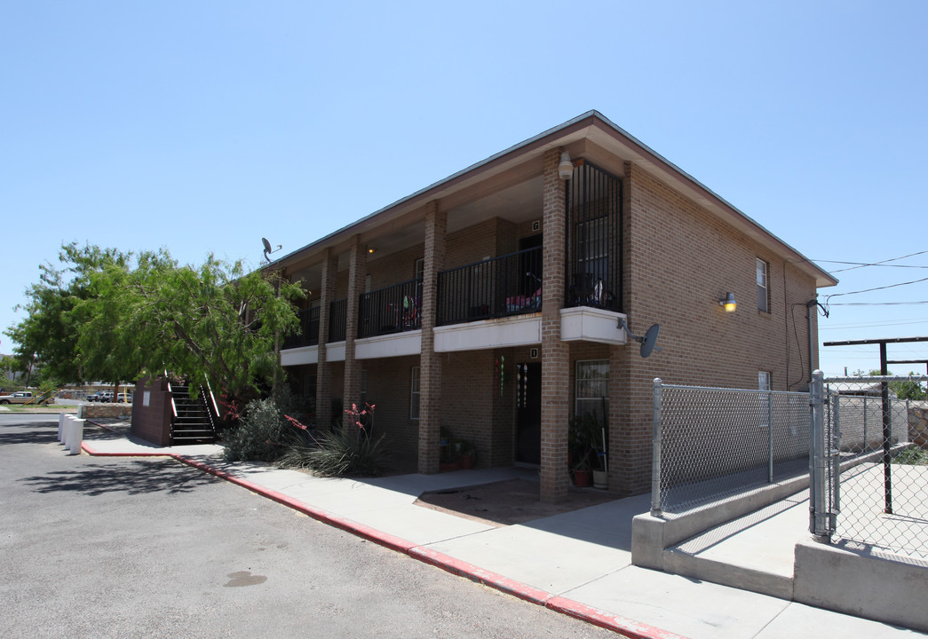 237 S Concepcion St in El Paso, TX - Building Photo