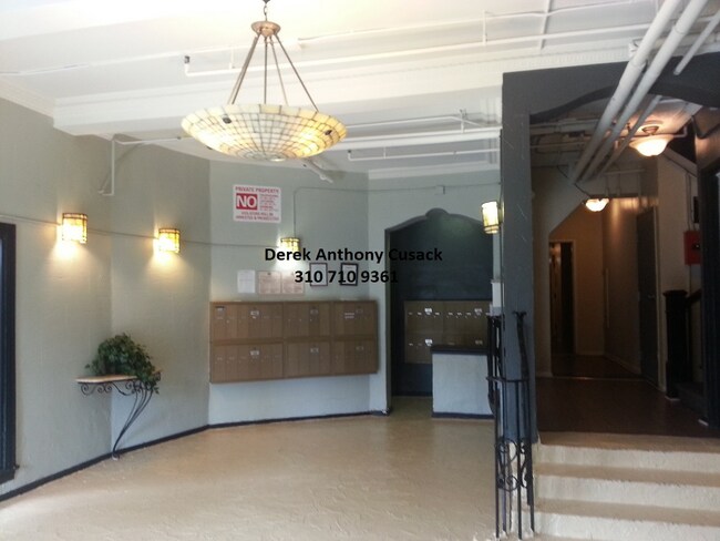 832 S Oxford Ave in Los Angeles, CA - Building Photo - Building Photo