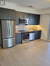 8-628 Nahani Way in Mississauga, ON - Building Photo - Building Photo