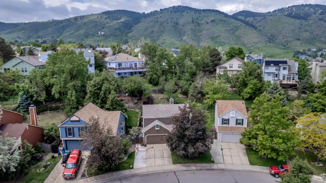 property at 573 Entrada Dr