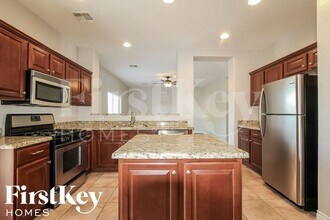 17556 W Lundberg St in Surprise, AZ - Building Photo - Building Photo