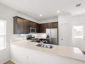 2729 Louris Ln in Pflugerville, TX - Building Photo - Building Photo