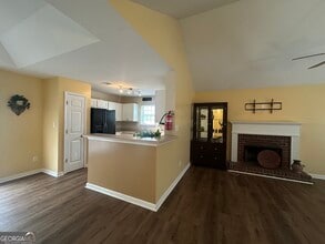 1943 Oakbluff Way SW in Austell, GA - Building Photo - Building Photo