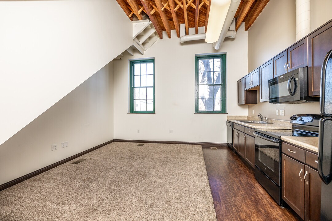 Ellis Urban Lofts in Cedar Rapids, IA - Foto de edificio