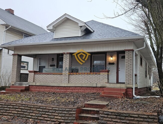 property at 3709 Brookside Pkwy S Dr