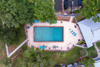 Lake Maitland Terrace Condos in Maitland, FL - Building Photo - Building Photo