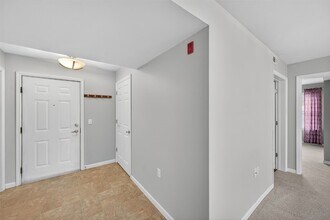 1313 Piedmont Cir in St. Peters, MO - Building Photo - Building Photo