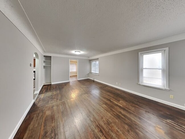 6116 N Aldrich Ave in Minneapolis, MN - Building Photo - Building Photo