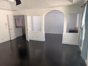 1226 Avondale Ln in West Palm Beach, FL - Building Photo - Building Photo