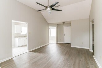 5553 Mal Cove in Memphis, TN - Building Photo - Building Photo