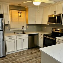 21 Goodwin St in Manchester, CT - Building Photo - Building Photo