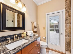 127 Palmetto Dunes Cir in Naples, FL - Foto de edificio - Building Photo