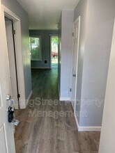 208 SE 5th Ave in Albany, OR - Building Photo - Building Photo