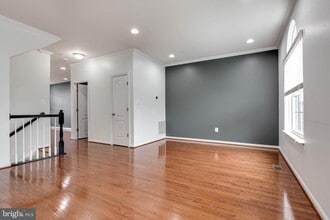 7926 Silver Oak Rd in Severn, MD - Building Photo - Building Photo