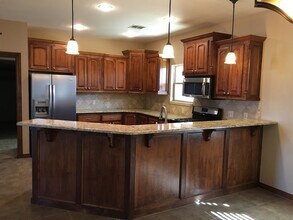 1213 Red Rock Dr in Elgin, OK - Building Photo - Building Photo