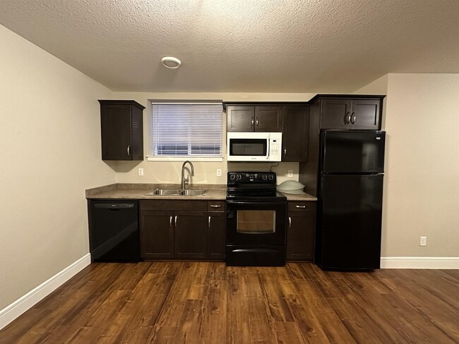 51106 Sophie Cres in Chilliwack, BC - Building Photo - Building Photo