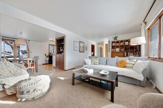 3109 Wendhurst Ave in Minneapolis, MN - Building Photo - Building Photo