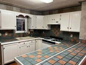 1087 Park Rd in Harrisonburg, VA - Building Photo - Building Photo