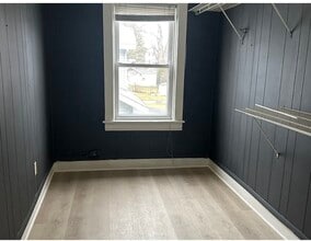 10 Victor Ave, Unit Apartment #2 in Worcester, MA - Foto de edificio - Building Photo