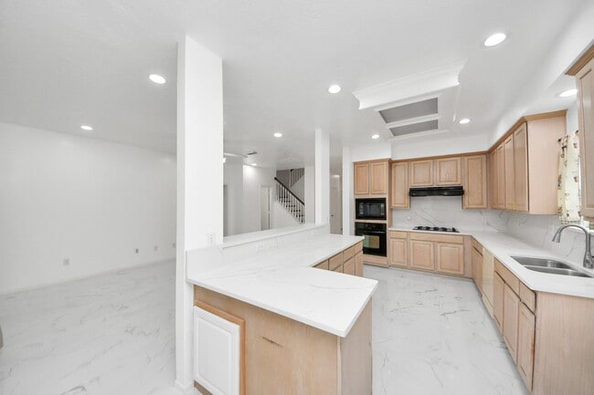 3138 Waters View Dr in Sugar Land, TX - Building Photo - Building Photo