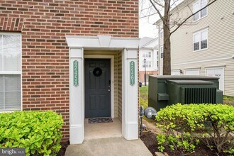 42461 Rockrose Square in Ashburn, VA - Building Photo - Building Photo