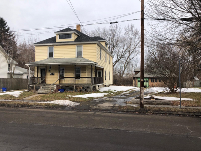 property at 325 E Thurston St