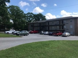 Apartments For Rent Near Troy University In Al Oakdale Apartments