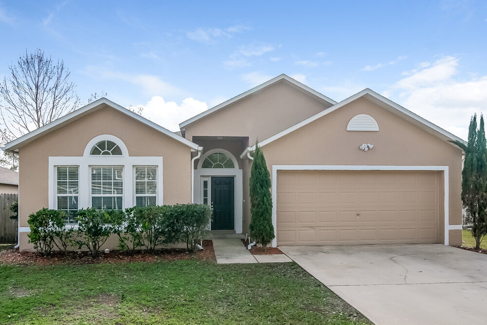 3003 Valkyrie Rd in Middleburg, FL - Building Photo
