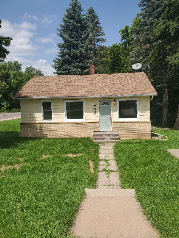 property at 640 5th Ave SW