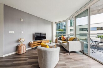 388 Beale St, Unit FL9-ID1009996P in San Francisco, CA - Building Photo - Building Photo