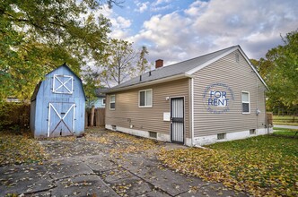 801 Neubert Ave in Flint, MI - Building Photo - Building Photo